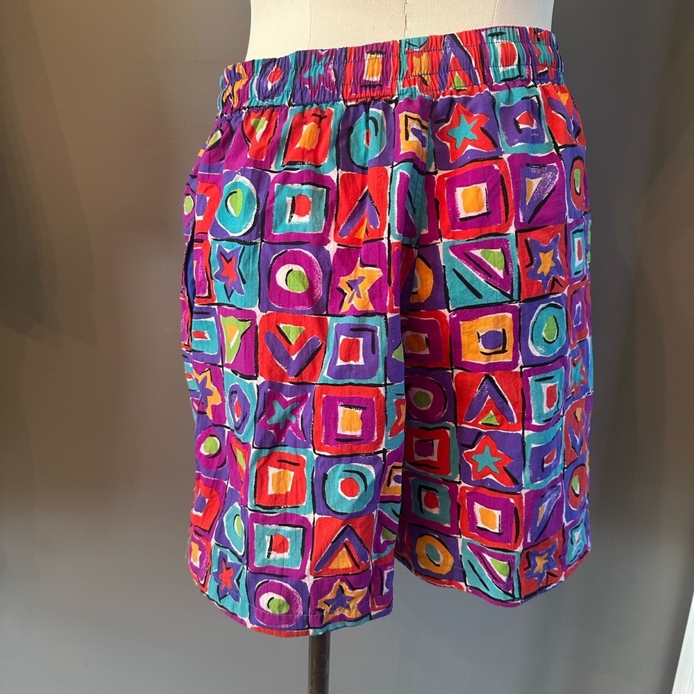 Vintage Funky Retro Style High Waisted Geometric Patterned Shorts Womens Medium - Picture 2 of 3